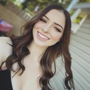 Meet your Posher, Ally